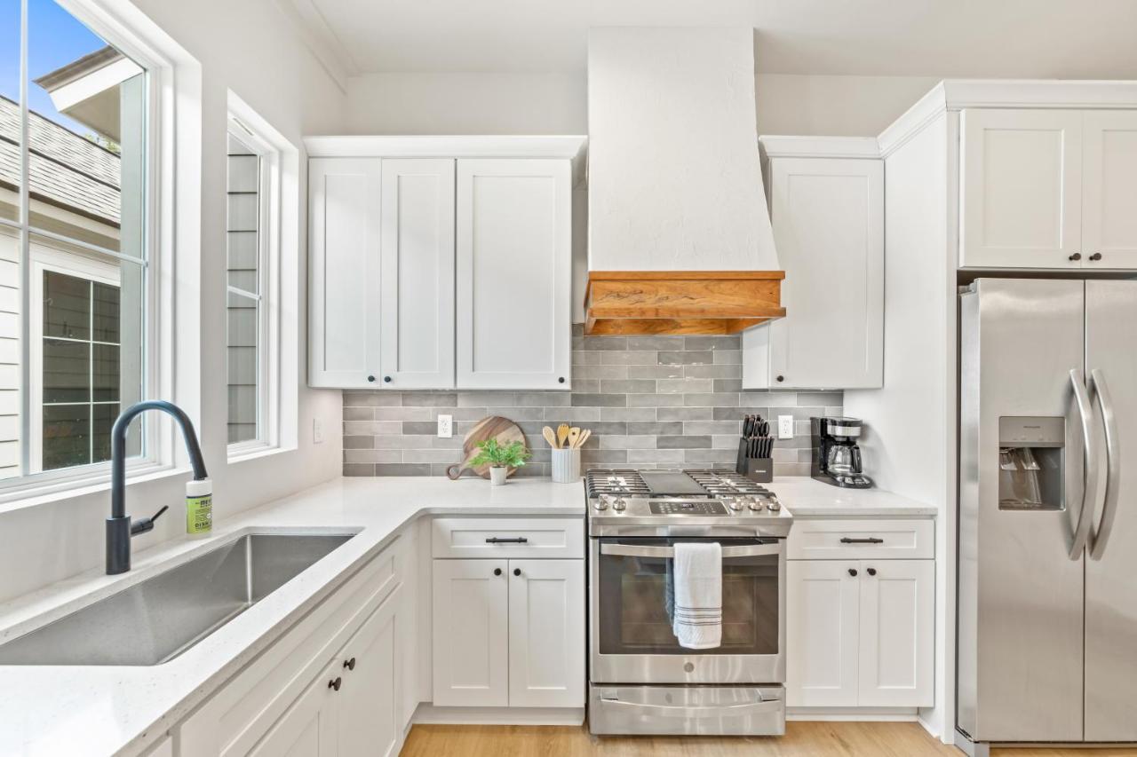 New 3Br Cottage With King Bed ラファイエット エクステリア 写真